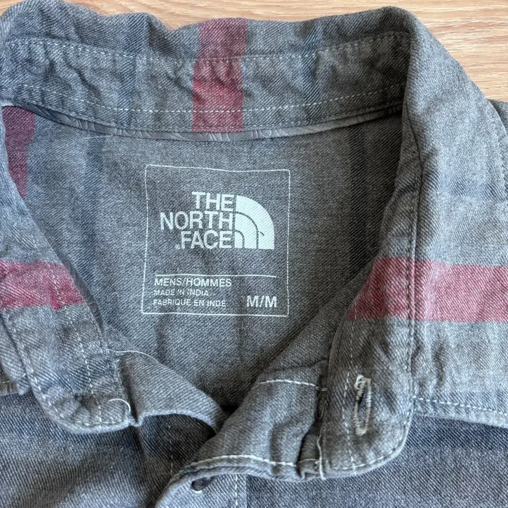The North Face | Men's Cotton Flannel Approach Plaid Button Down Shirt Size M